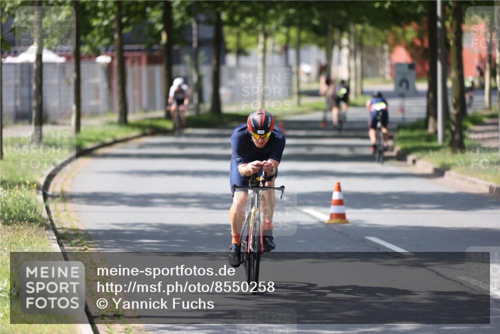 10.08.2025 - GEWOBA Citytriathlon Bremen Yannick Fuchs http://msf.ph/oto/8550258 10.08.2025 14:12:52 Radfahren 95, 117, 148, 155 meine-sportfotos.de
