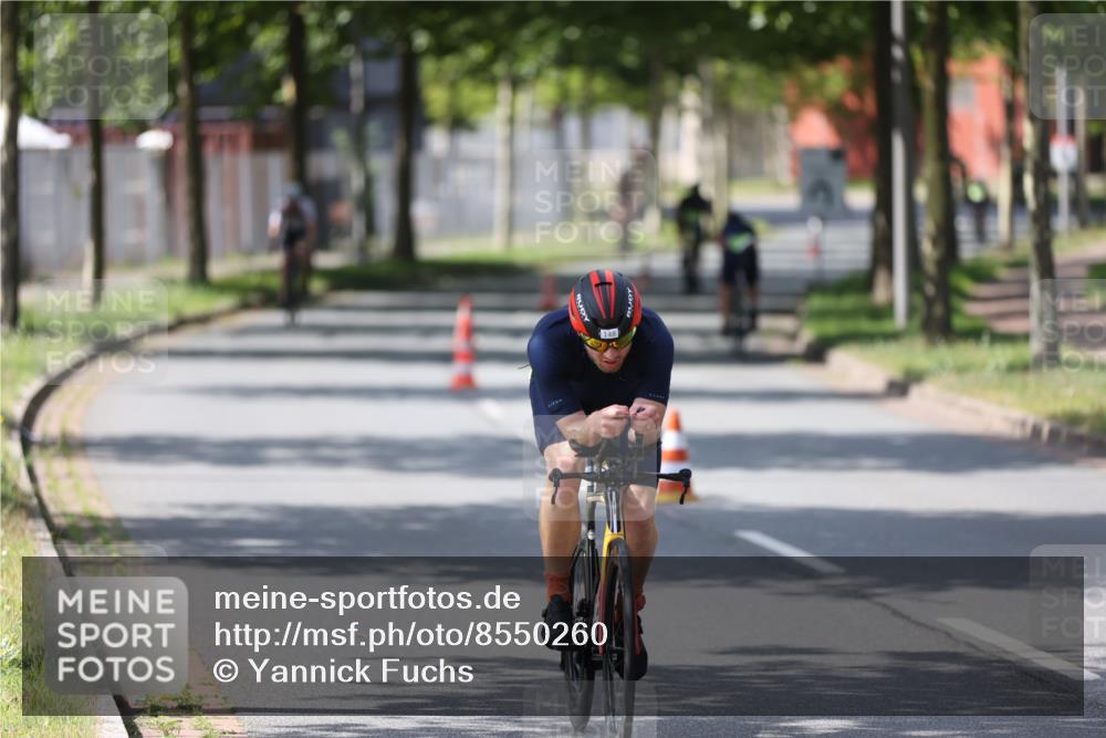 10.08.2025 - GEWOBA Citytriathlon Bremen Yannick Fuchs http://msf.ph/oto/8550260 10.08.2025 14:12:52 Radfahren 95, 117, 148, 155 meine-sportfotos.de