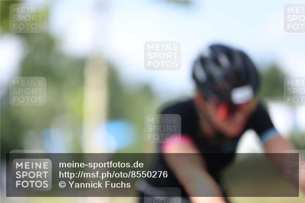 10.08.2025 - GEWOBA Citytriathlon Bremen Yannick Fuchs http://msf.ph/oto/8550276 10.08.2025 12:22:44 Radfahren 580, 634, 658, 665, 690, 714, 729, 803, 870, 910, 926 meine-sportfotos.de