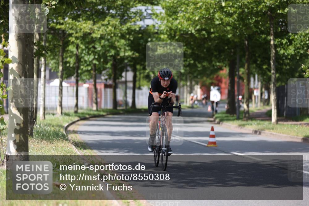 10.08.2025 - GEWOBA Citytriathlon Bremen Yannick Fuchs http://msf.ph/oto/8550308 10.08.2025 12:23:01 Radfahren 603, 658, 690, 714, 729 meine-sportfotos.de