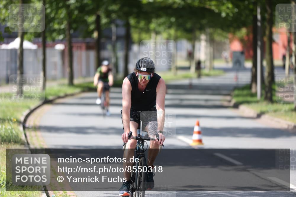 10.08.2025 - GEWOBA Citytriathlon Bremen Yannick Fuchs http://msf.ph/oto/8550318 10.08.2025 14:13:03 Radfahren 8, 95, 107, 148 meine-sportfotos.de