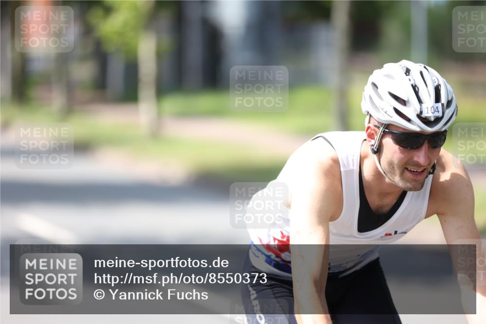 10.08.2025 - GEWOBA Citytriathlon Bremen Yannick Fuchs http://msf.ph/oto/8550373 10.08.2025 14:13:23 Radfahren 14, 26, 104, 107, 175 meine-sportfotos.de