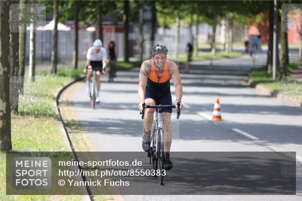 10.08.2025 - GEWOBA Citytriathlon Bremen Yannick Fuchs http://msf.ph/oto/8550383 10.08.2025 14:13:26 Radfahren 14, 26, 44, 104, 175 meine-sportfotos.de