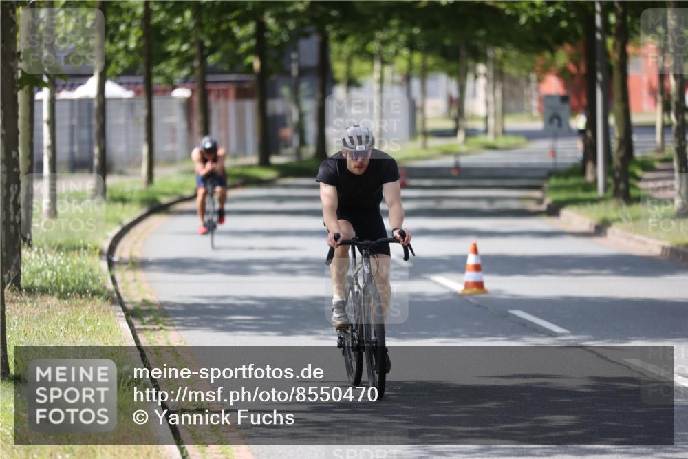 10.08.2025 - GEWOBA Citytriathlon Bremen Yannick Fuchs http://msf.ph/oto/8550470 10.08.2025 14:13:39 Radfahren 14, 26, 44, 112, 175 meine-sportfotos.de