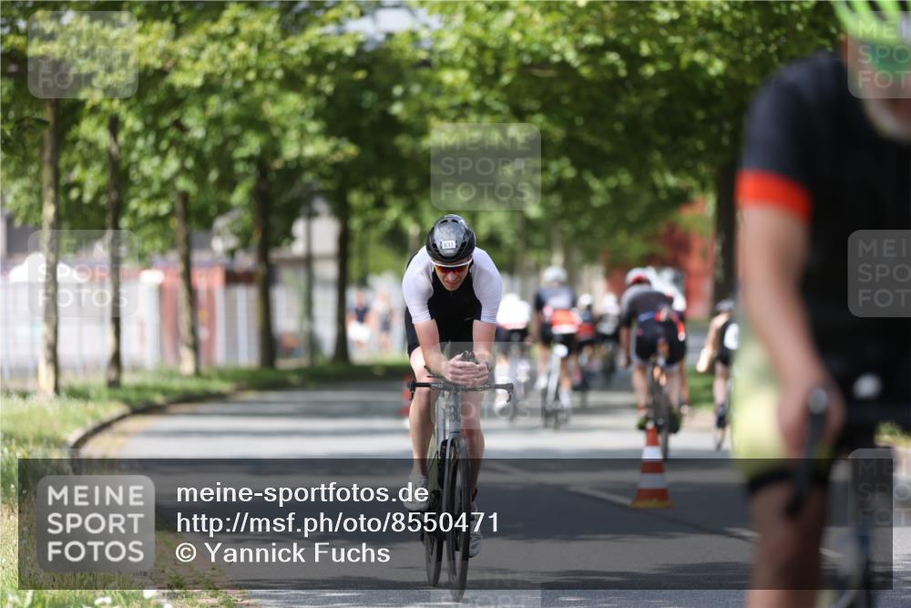 10.08.2025 - GEWOBA Citytriathlon Bremen Yannick Fuchs http://msf.ph/oto/8550471 10.08.2025 12:23:39 Radfahren 696, 746, 754, 797, 802, 831, 945, 983 meine-sportfotos.de