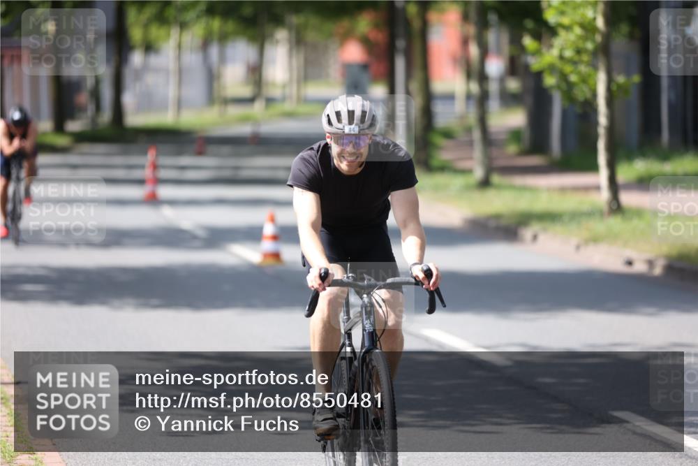 10.08.2025 - GEWOBA Citytriathlon Bremen Yannick Fuchs http://msf.ph/oto/8550481 10.08.2025 14:13:39 Radfahren 14, 26, 44, 112, 175 meine-sportfotos.de