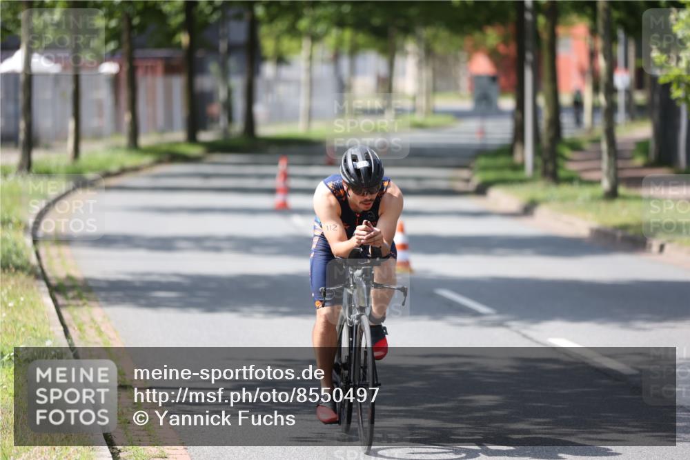 10.08.2025 - GEWOBA Citytriathlon Bremen Yannick Fuchs http://msf.ph/oto/8550497 10.08.2025 14:13:41 Radfahren 14, 44, 112 meine-sportfotos.de