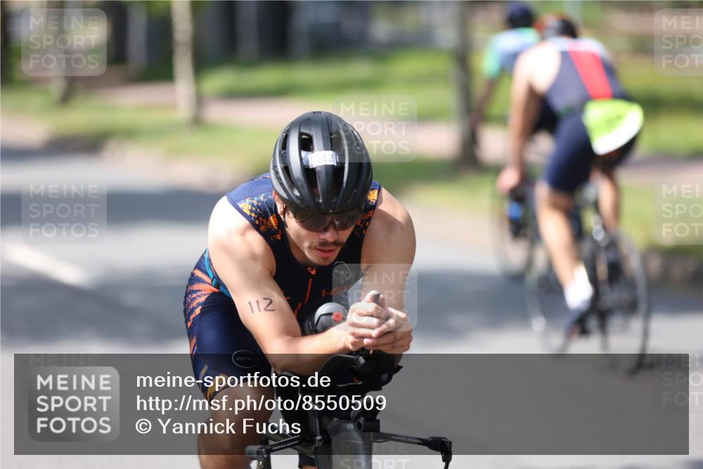 10.08.2025 - GEWOBA Citytriathlon Bremen Yannick Fuchs http://msf.ph/oto/8550509 10.08.2025 14:13:42 Radfahren 14, 44, 112 meine-sportfotos.de