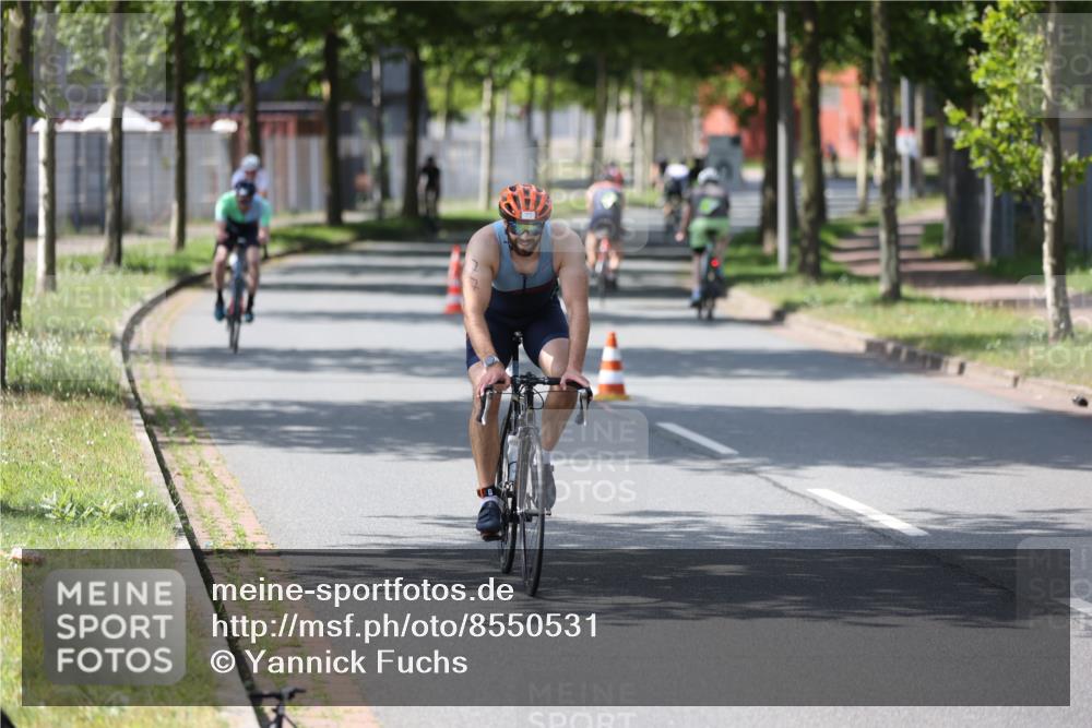 10.08.2025 - GEWOBA Citytriathlon Bremen Yannick Fuchs http://msf.ph/oto/8550531 10.08.2025 14:14:35 Radfahren 68, 77, 93, 105, 113, 122, 143 meine-sportfotos.de