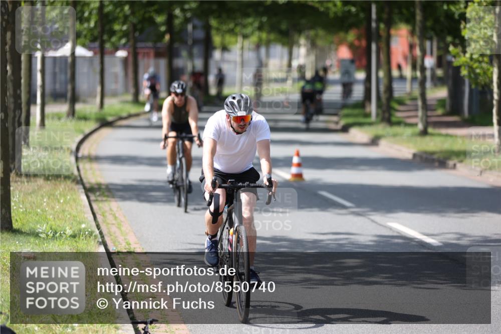 10.08.2025 - GEWOBA Citytriathlon Bremen Yannick Fuchs http://msf.ph/oto/8550740 10.08.2025 14:15:15 Radfahren 15, 45, 54, 55, 76, 88, 97, 108, 133, 146, 151 meine-sportfotos.de