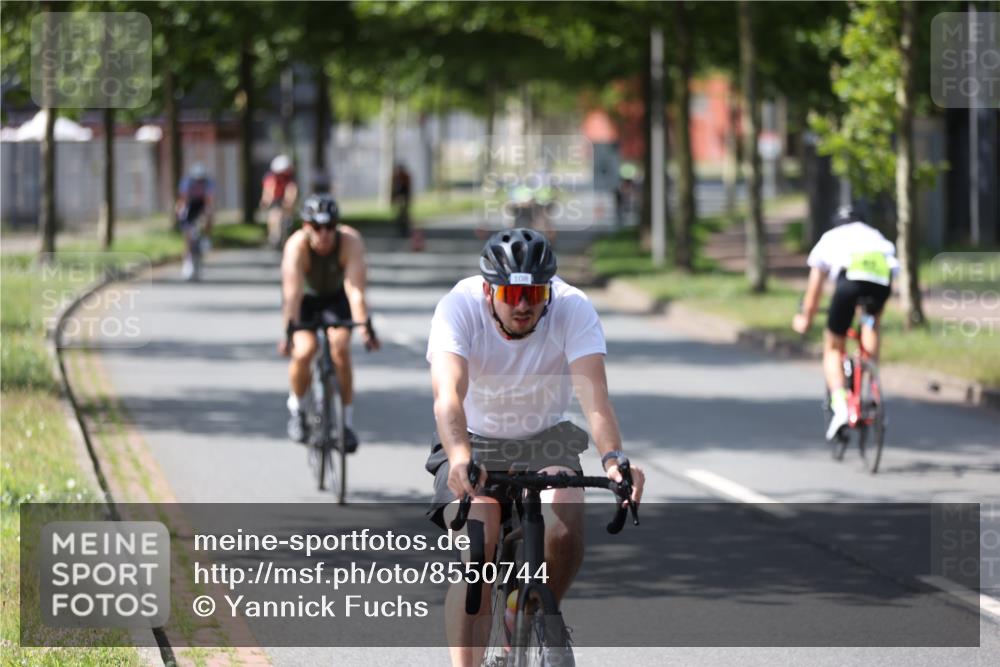 10.08.2025 - GEWOBA Citytriathlon Bremen Yannick Fuchs http://msf.ph/oto/8550744 10.08.2025 14:15:15 Radfahren 15, 45, 54, 55, 76, 88, 97, 108, 133, 146, 151 meine-sportfotos.de