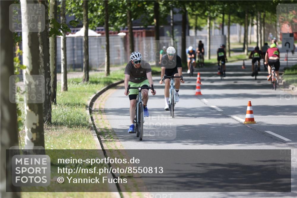 10.08.2025 - GEWOBA Citytriathlon Bremen Yannick Fuchs http://msf.ph/oto/8550813 10.08.2025 14:15:34 Radfahren 45, 54, 55, 72, 97, 98, 118, 123, 187 meine-sportfotos.de