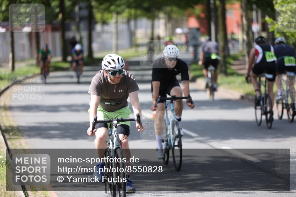 10.08.2025 - GEWOBA Citytriathlon Bremen Yannick Fuchs http://msf.ph/oto/8550828 10.08.2025 14:15:35 Radfahren 54, 72, 74, 97, 98, 118, 123, 187 meine-sportfotos.de
