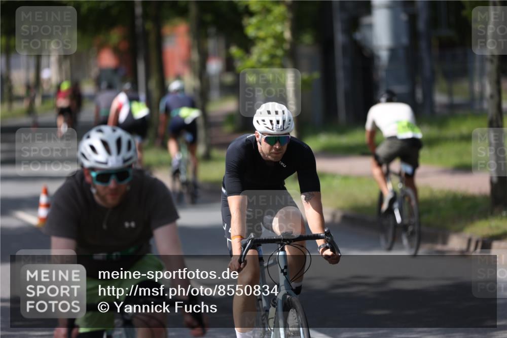 10.08.2025 - GEWOBA Citytriathlon Bremen Yannick Fuchs http://msf.ph/oto/8550834 10.08.2025 14:15:36 Radfahren 54, 72, 74, 97, 98, 118, 123, 187 meine-sportfotos.de
