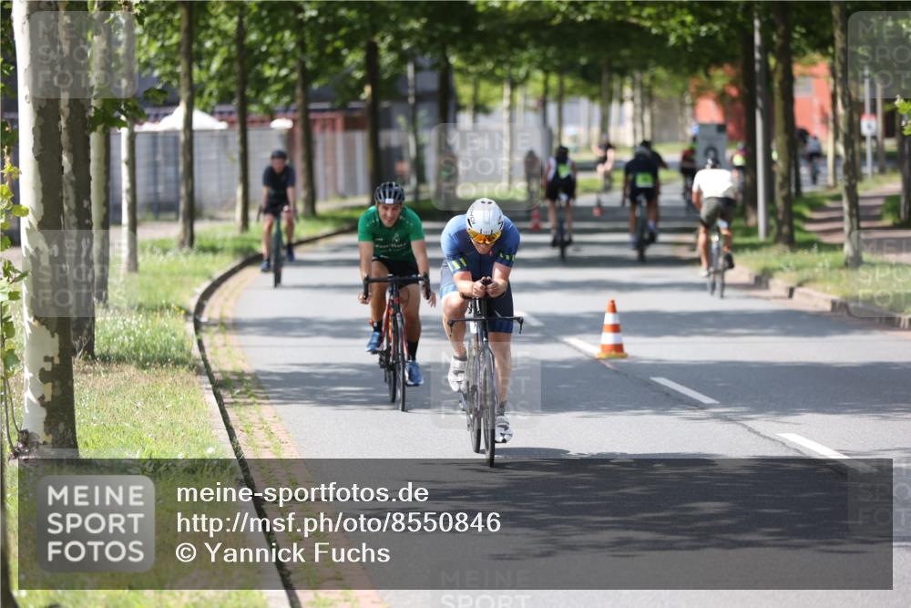 10.08.2025 - GEWOBA Citytriathlon Bremen Yannick Fuchs http://msf.ph/oto/8550846 10.08.2025 14:15:39 Radfahren 72, 74, 98, 118, 123, 187 meine-sportfotos.de