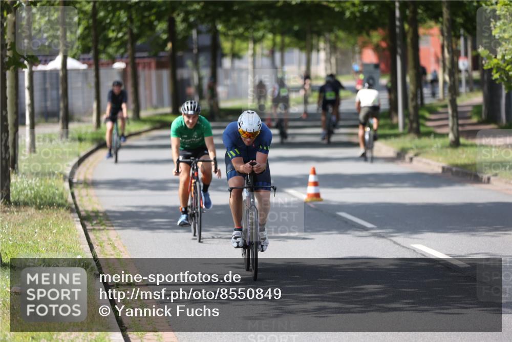 10.08.2025 - GEWOBA Citytriathlon Bremen Yannick Fuchs http://msf.ph/oto/8550849 10.08.2025 14:15:39 Radfahren 72, 74, 98, 118, 123, 187 meine-sportfotos.de