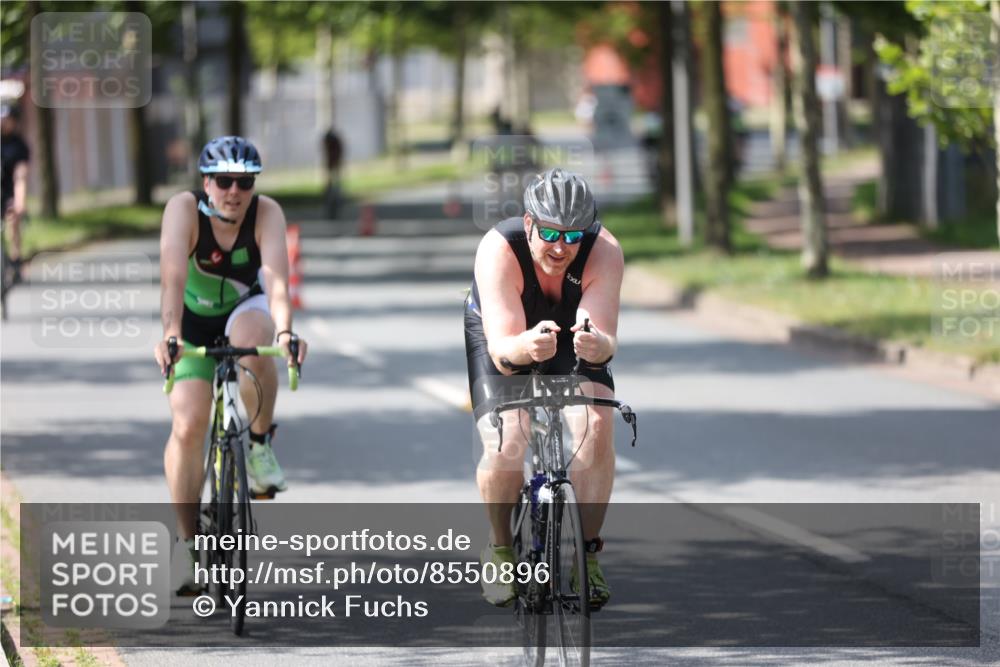 10.08.2025 - GEWOBA Citytriathlon Bremen Yannick Fuchs http://msf.ph/oto/8550896 10.08.2025 14:15:46 Radfahren 72, 74, 98, 118, 187, 271 meine-sportfotos.de