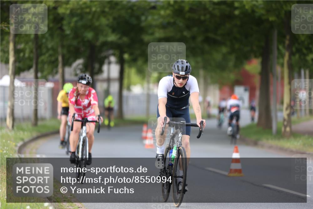 10.08.2025 - GEWOBA Citytriathlon Bremen Yannick Fuchs http://msf.ph/oto/8550994 10.08.2025 12:27:22 Radfahren 568, 586, 607, 633, 792, 835, 918, 929, 962 meine-sportfotos.de