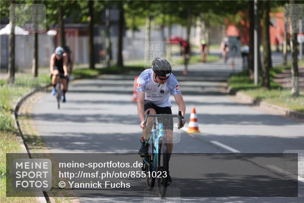 10.08.2025 - GEWOBA Citytriathlon Bremen Yannick Fuchs http://msf.ph/oto/8551023 10.08.2025 14:16:16 Radfahren 2, 23, 24, 38, 46, 48, 57, 62, 63, 65, 92, 144 meine-sportfotos.de