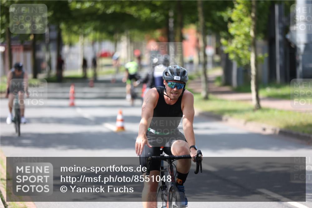 10.08.2025 - GEWOBA Citytriathlon Bremen Yannick Fuchs http://msf.ph/oto/8551048 10.08.2025 14:16:19 Radfahren 2, 23, 24, 31, 38, 48, 57, 62, 63, 65, 121, 144 meine-sportfotos.de