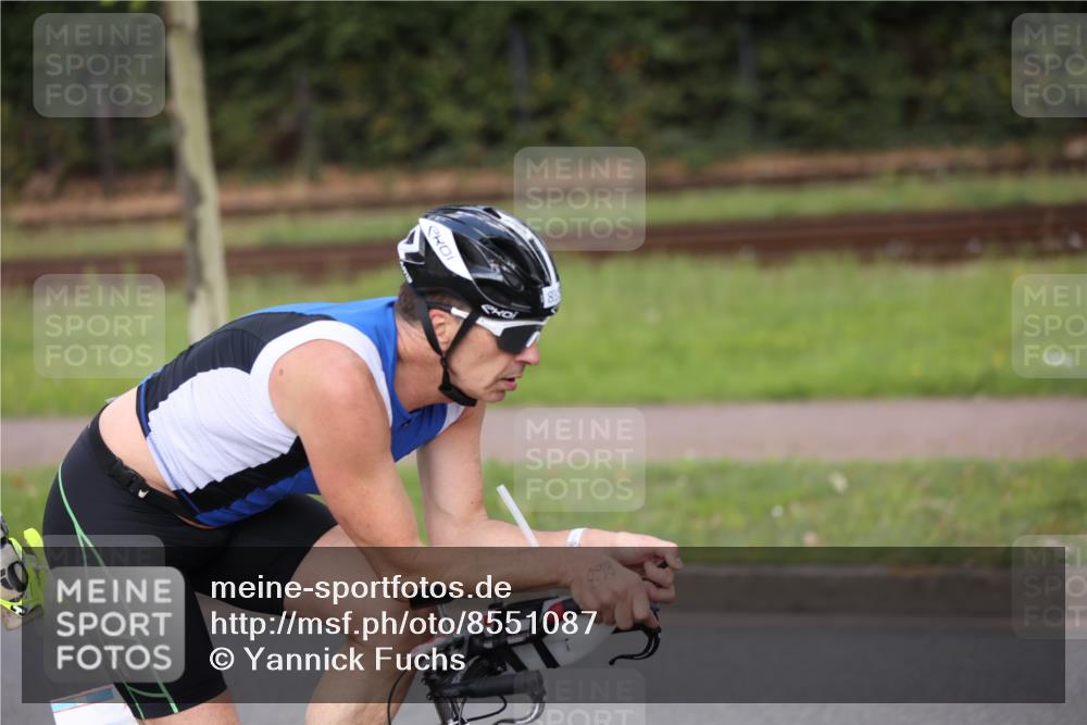 10.08.2025 - GEWOBA Citytriathlon Bremen Yannick Fuchs http://msf.ph/oto/8551087 10.08.2025 12:28:15 Radfahren 612, 651, 685, 713, 716, 748, 812, 898, 907 meine-sportfotos.de