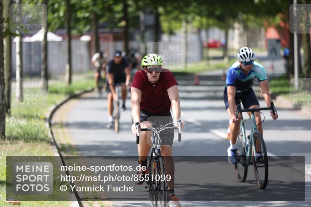 10.08.2025 - GEWOBA Citytriathlon Bremen Yannick Fuchs http://msf.ph/oto/8551099 10.08.2025 14:16:30 Radfahren 31, 38, 48, 57, 63, 64, 121, 144, 152, 173 meine-sportfotos.de