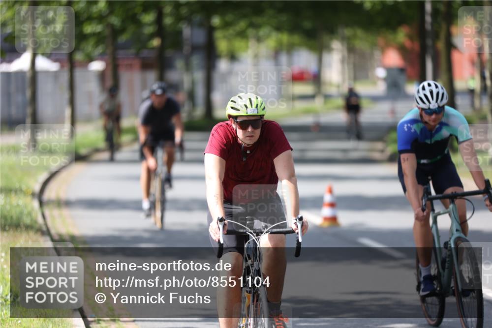 10.08.2025 - GEWOBA Citytriathlon Bremen Yannick Fuchs http://msf.ph/oto/8551104 10.08.2025 14:16:30 Radfahren 31, 38, 48, 57, 63, 64, 121, 144, 152, 173 meine-sportfotos.de