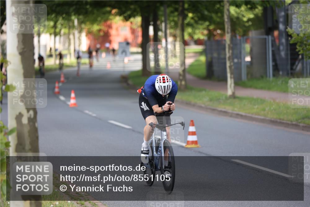 10.08.2025 - GEWOBA Citytriathlon Bremen Yannick Fuchs http://msf.ph/oto/8551105 10.08.2025 12:28:21 Radfahren 612, 625, 651, 685, 748, 812, 816, 828, 898, 907, 941, 980 meine-sportfotos.de