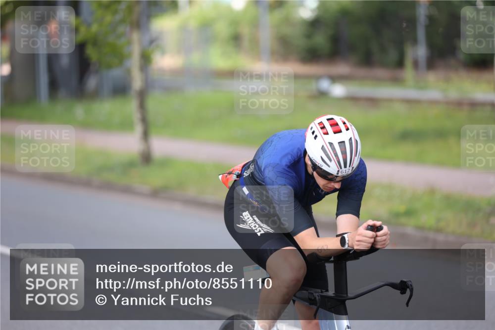 10.08.2025 - GEWOBA Citytriathlon Bremen Yannick Fuchs http://msf.ph/oto/8551110 10.08.2025 12:28:21 Radfahren 612, 625, 651, 685, 748, 812, 816, 828, 898, 907, 941, 980 meine-sportfotos.de