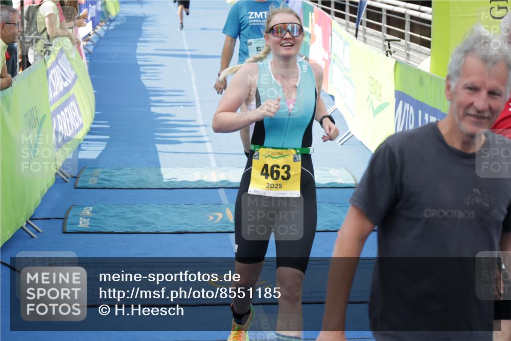 10.08.2025 - GEWOBA Citytriathlon Bremen H.Heesch http://msf.ph/oto/8551185 10.08.2025 11:42:52 Ziel 53, 139, 463 meine-sportfotos.de