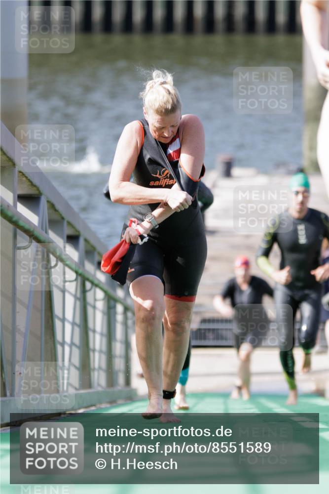 10.08.2025 - GEWOBA Citytriathlon Bremen H.Heesch http://msf.ph/oto/8551589 10.08.2025 10:24:08 Schwimmen 49, 127, 239, 245, 458, 485, 496, 501 meine-sportfotos.de