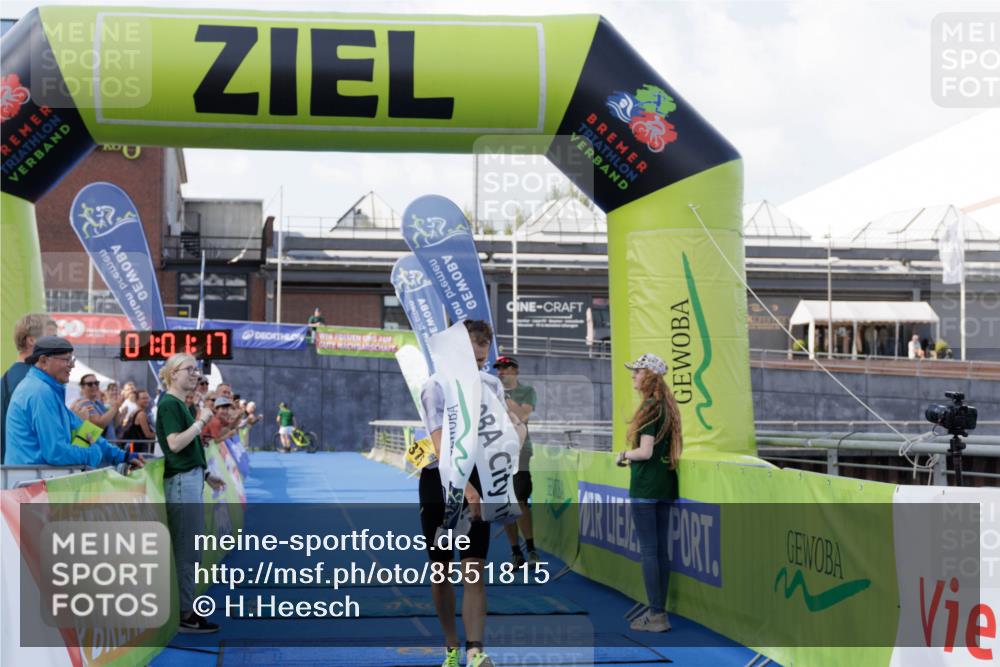10.08.2025 - GEWOBA Citytriathlon Bremen H.Heesch http://msf.ph/oto/8551815 10.08.2025 11:04:59 Ziel 375 meine-sportfotos.de