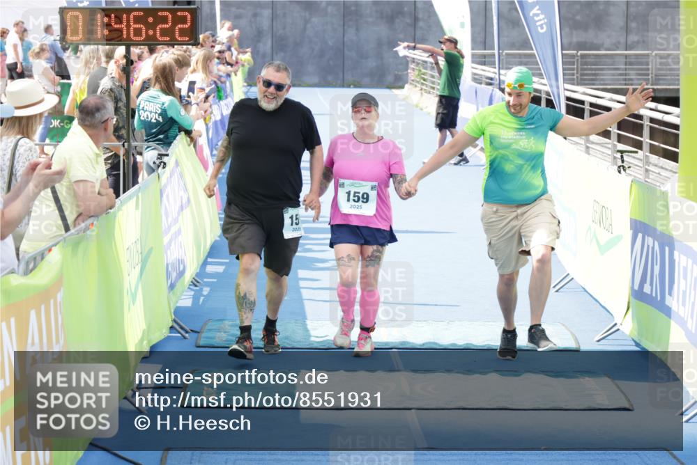 10.08.2025 - GEWOBA Citytriathlon Bremen H.Heesch http://msf.ph/oto/8551931 10.08.2025 11:50:03 Ziel 159 meine-sportfotos.de