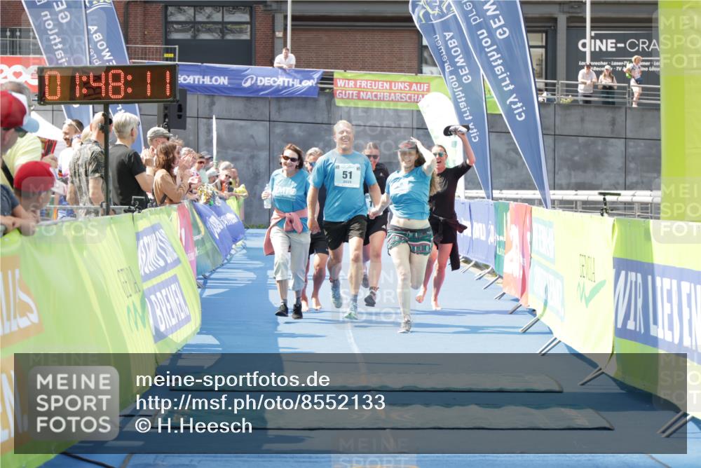 10.08.2025 - GEWOBA Citytriathlon Bremen H.Heesch http://msf.ph/oto/8552133 10.08.2025 11:51:53 Ziel 51, 175 meine-sportfotos.de