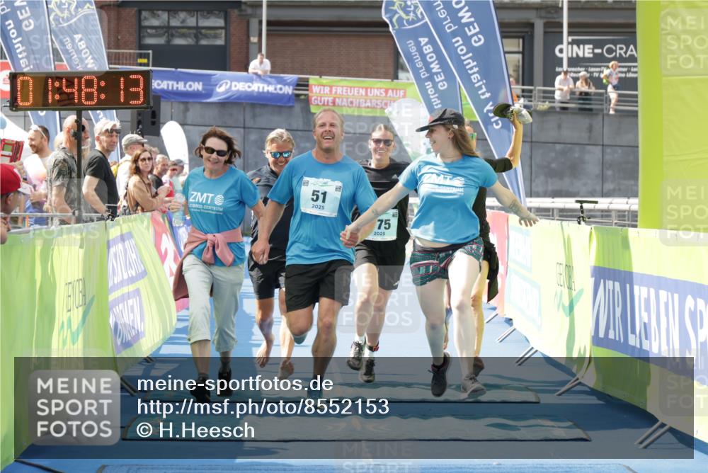 10.08.2025 - GEWOBA Citytriathlon Bremen H.Heesch http://msf.ph/oto/8552153 10.08.2025 11:51:55 Ziel 51, 175 meine-sportfotos.de
