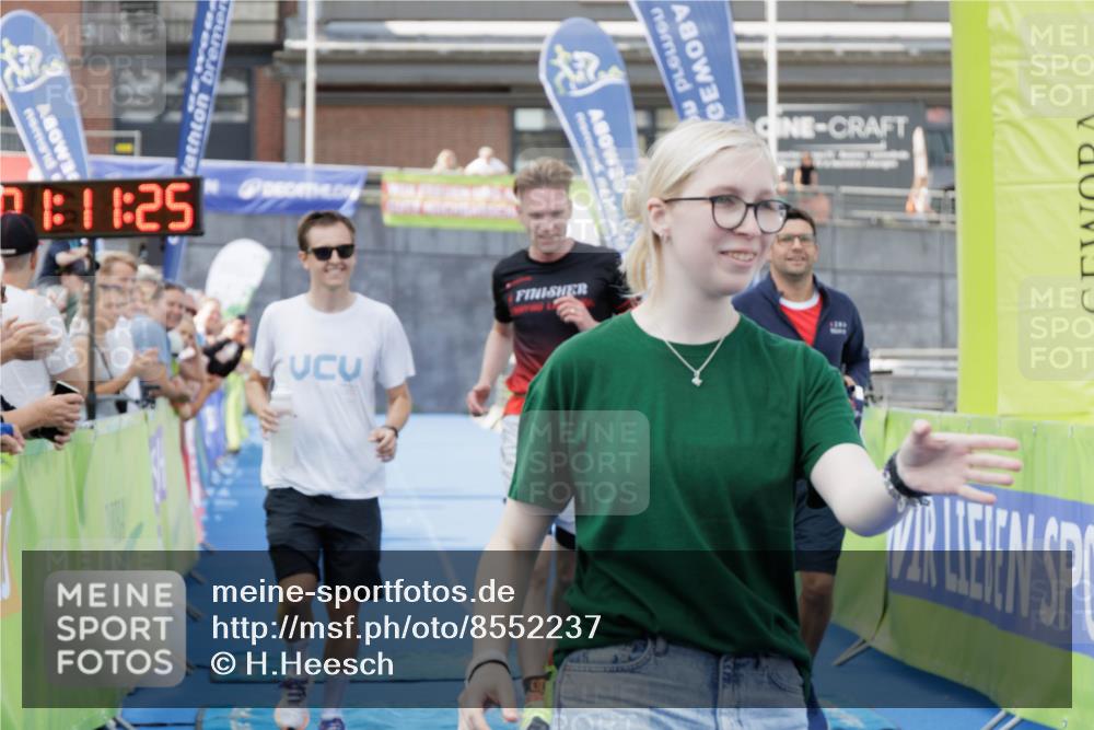 10.08.2025 - GEWOBA Citytriathlon Bremen H.Heesch http://msf.ph/oto/8552237 10.08.2025 11:15:06 Ziel 133, 487 meine-sportfotos.de