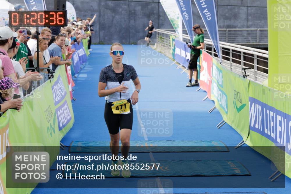10.08.2025 - GEWOBA Citytriathlon Bremen H.Heesch http://msf.ph/oto/8552577 10.08.2025 11:24:18 Ziel 471 meine-sportfotos.de