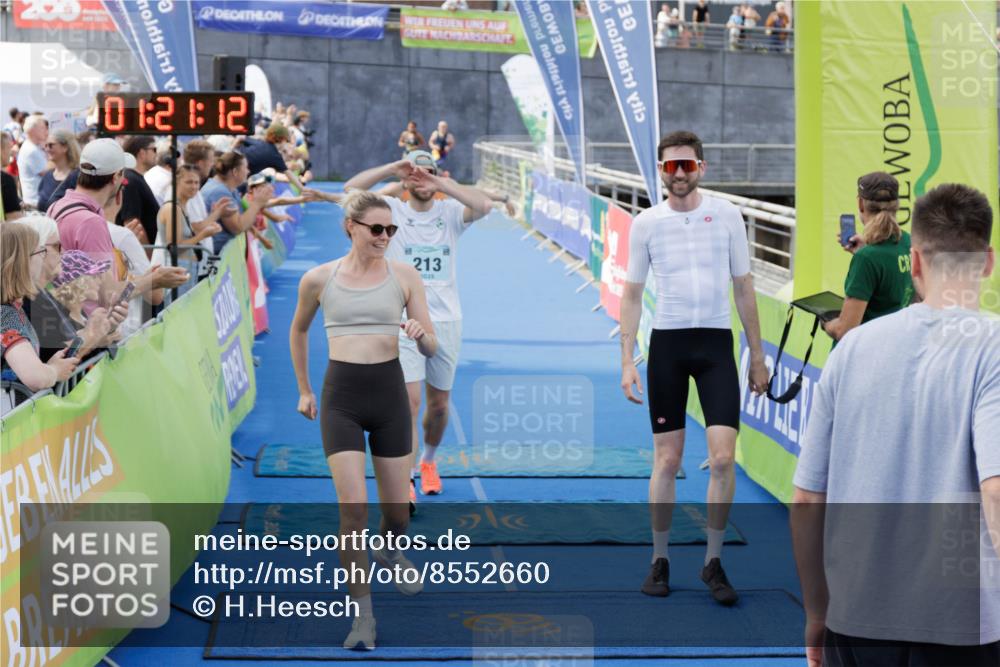 10.08.2025 - GEWOBA Citytriathlon Bremen H.Heesch http://msf.ph/oto/8552660 10.08.2025 11:24:53 Ziel 213, 407 meine-sportfotos.de