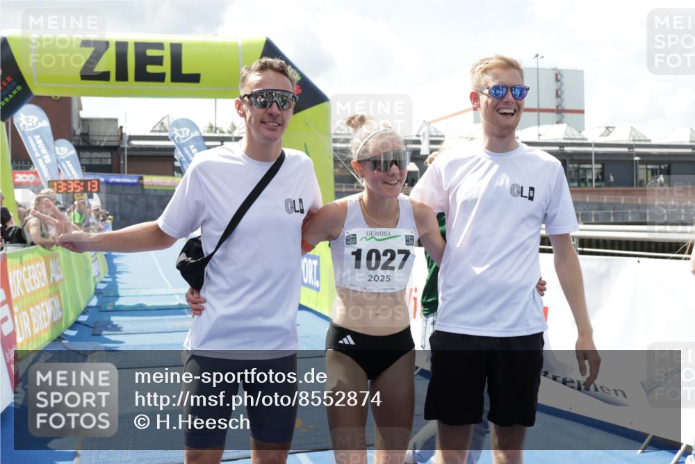 10.08.2025 - GEWOBA Citytriathlon Bremen H.Heesch http://msf.ph/oto/8552874 10.08.2025 13:35:16 Ziel  meine-sportfotos.de
