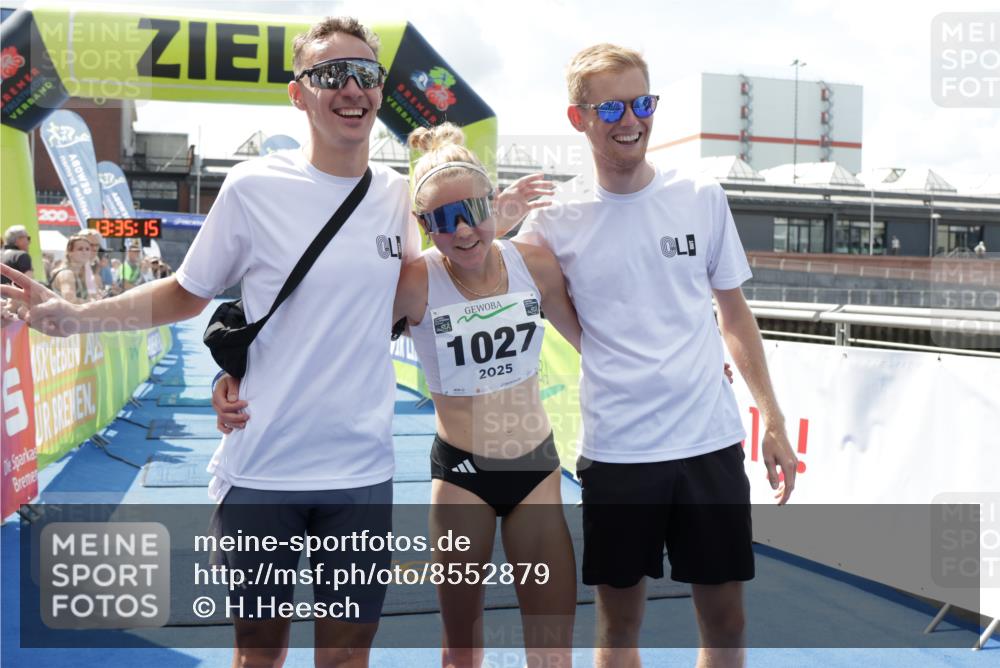 10.08.2025 - GEWOBA Citytriathlon Bremen H.Heesch http://msf.ph/oto/8552879 10.08.2025 13:35:18 Ziel  meine-sportfotos.de