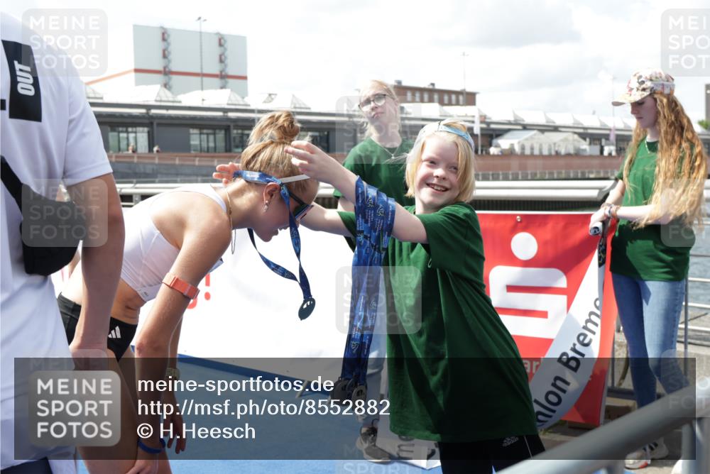 10.08.2025 - GEWOBA Citytriathlon Bremen H.Heesch http://msf.ph/oto/8552882 10.08.2025 13:35:36 Ziel  meine-sportfotos.de