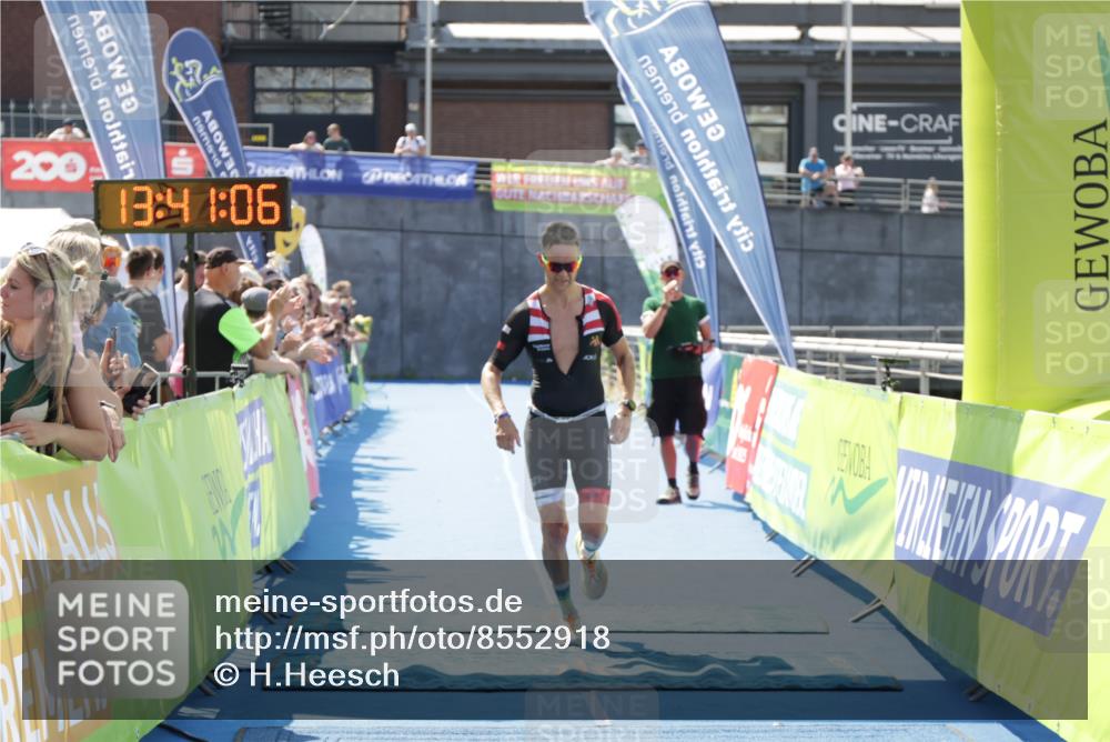 10.08.2025 - GEWOBA Citytriathlon Bremen H.Heesch http://msf.ph/oto/8552918 10.08.2025 13:41:10 Ziel 841 meine-sportfotos.de