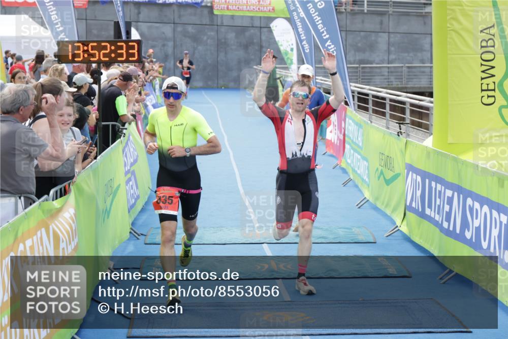10.08.2025 - GEWOBA Citytriathlon Bremen H.Heesch http://msf.ph/oto/8553056 10.08.2025 13:52:36 Ziel 662, 830, 835 meine-sportfotos.de