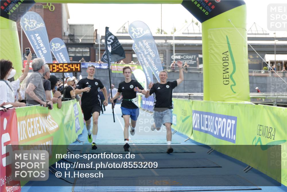 10.08.2025 - GEWOBA Citytriathlon Bremen H.Heesch http://msf.ph/oto/8553209 10.08.2025 13:55:48 Ziel 1022 meine-sportfotos.de