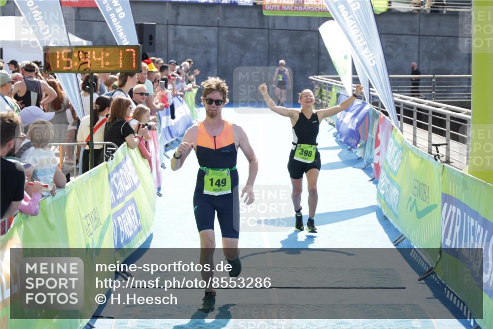 10.08.2025 - GEWOBA Citytriathlon Bremen H.Heesch http://msf.ph/oto/8553286 10.08.2025 15:44:21 Ziel 149, 398, 519 meine-sportfotos.de