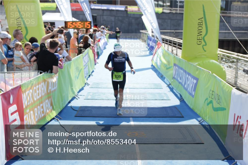 10.08.2025 - GEWOBA Citytriathlon Bremen H.Heesch http://msf.ph/oto/8553404 10.08.2025 15:45:19 Ziel 335 meine-sportfotos.de