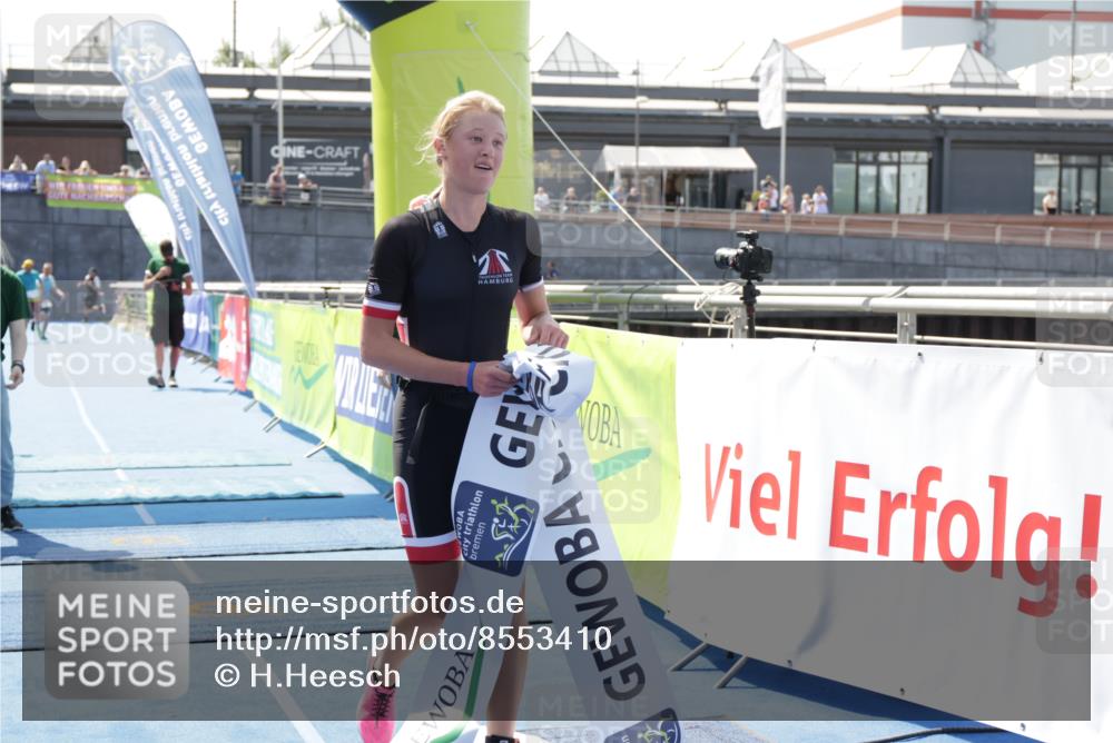 10.08.2025 - GEWOBA Citytriathlon Bremen H.Heesch http://msf.ph/oto/8553410 10.08.2025 13:58:25 Ziel 916 meine-sportfotos.de
