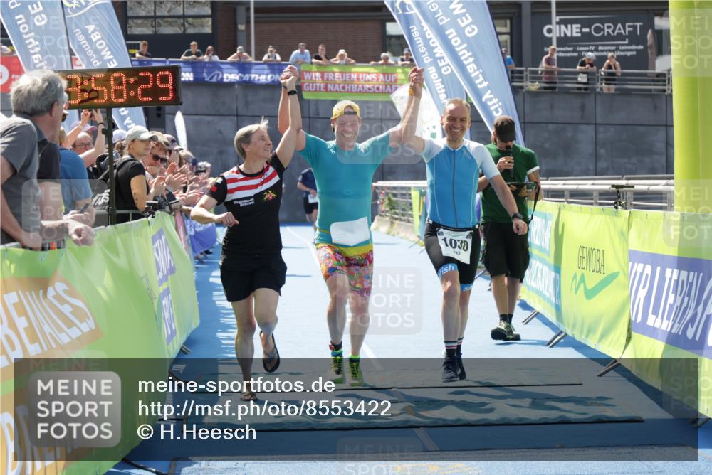 10.08.2025 - GEWOBA Citytriathlon Bremen H.Heesch http://msf.ph/oto/8553422 10.08.2025 13:58:32 Ziel 665, 1030 meine-sportfotos.de