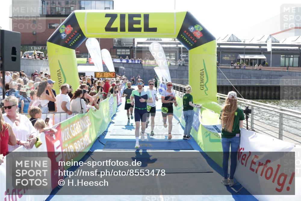 10.08.2025 - GEWOBA Citytriathlon Bremen H.Heesch http://msf.ph/oto/8553478 10.08.2025 15:13:44 Ziel 62, 92, 116, 146, 255 meine-sportfotos.de