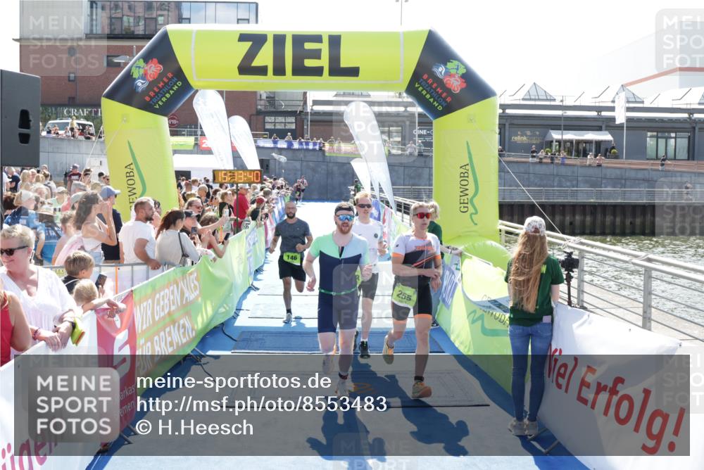 10.08.2025 - GEWOBA Citytriathlon Bremen H.Heesch http://msf.ph/oto/8553483 10.08.2025 15:13:44 Ziel 62, 92, 116, 146, 255 meine-sportfotos.de